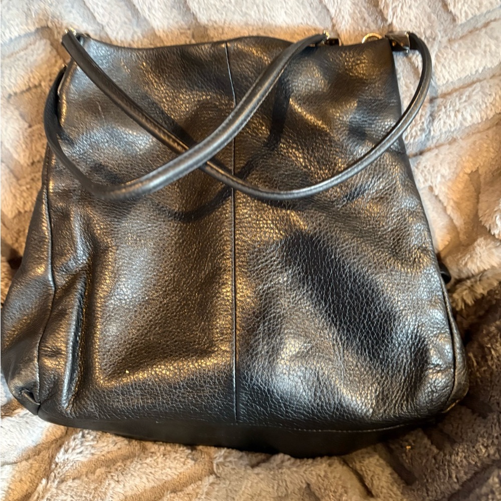 Elegant Black Coach Leather Women's Bag